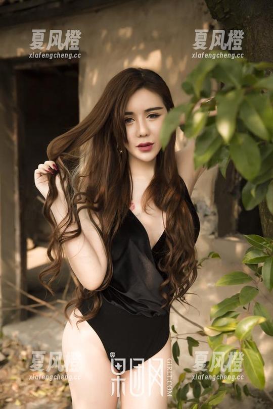 GIRLT果团网-糖果儿 GIRLT果团网 - 糖果儿又来了!这次更新的丝袜作品集是不是有点“太甜了”?