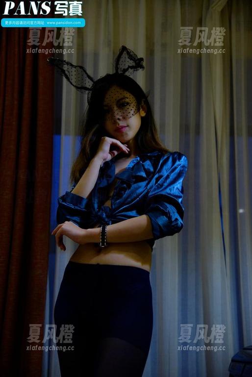 PANS写真-kiki PANS写真 - 黑色Kiki带来的壁纸,一秒让你明白什么叫“低调奢华有内涵”。