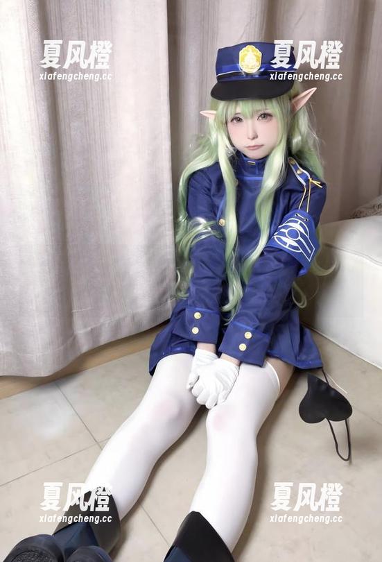 Quan冉有点饿 等等,Quan冉有点饿,你这申鹤同人礼服写真不能让我肚子叫啊!