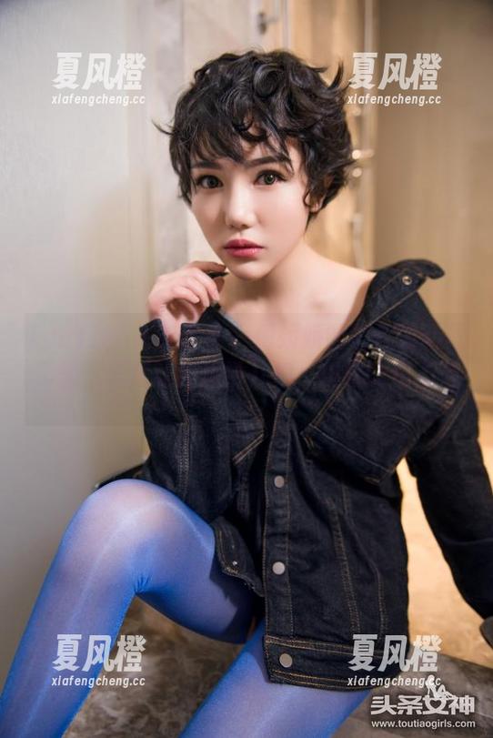 TouTiao头条女神-何娇娇 TouTiao头条女神 - 何娇娇的瑜伽最新写真集,居然让我想学几招,但估计伤不起。
