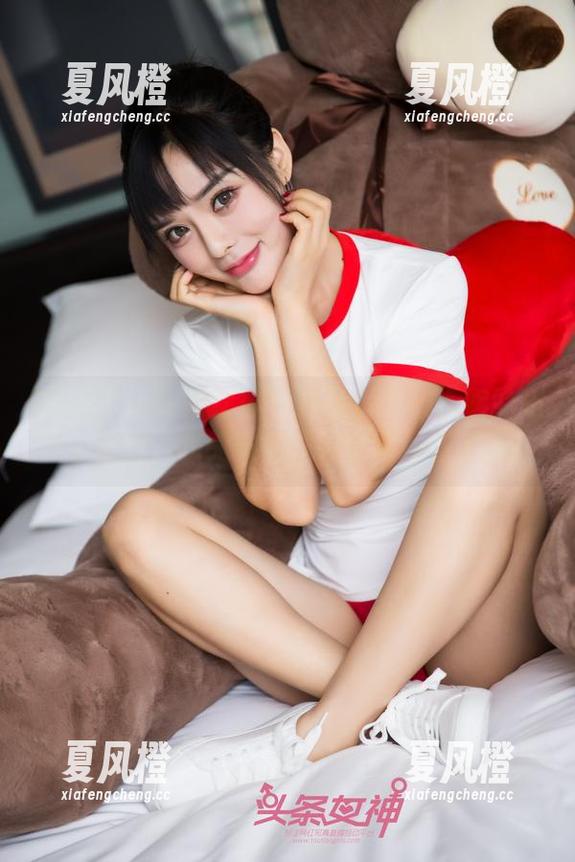 TouTiao头条女神-杨漫妮 TouTiao头条女神 - 自从看了杨漫妮的奶牛美图,我的审美观完全被颠覆了。