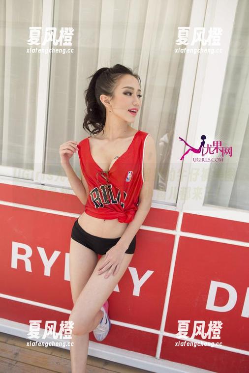 UGirls尤果网 - 精选赵智妍的牛仔裤美图：这身材，难怪沦陷的小鱼儿都来了！