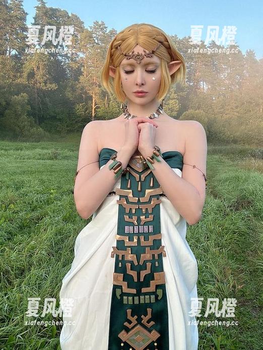 猫与女人的对话：Vinnegal写真分享里的贝阿特丽切奇遇