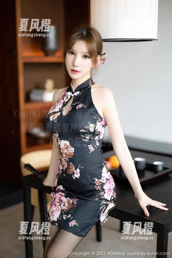 YouMi尤蜜荟-Emily尹菲 YouMi尤蜜荟 - 夏天的Emily尹菲图包,看着看着就有种想跳进水里的冲动,那种自由感太强烈了!