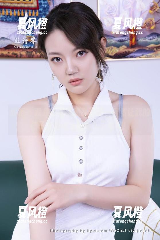 丽柜-慕子 丽柜 - 我是不是该感谢慕子,居然让我的袜子变得这么吸睛?下载吧!
