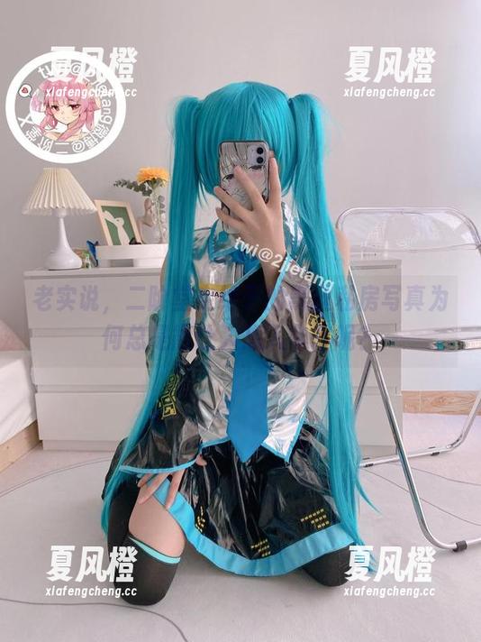 二阶堂宅绘子 老实说,二阶堂宅绘子的黑丝私房写真为何总是能让人想入非非呢?