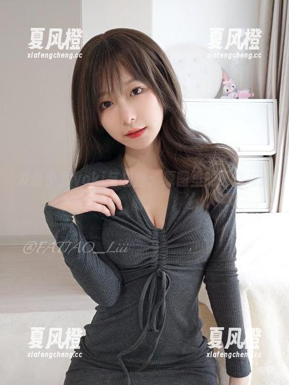 发条少女yoki 发条少女yoki与白丝:原图里的摇摆与迷离。