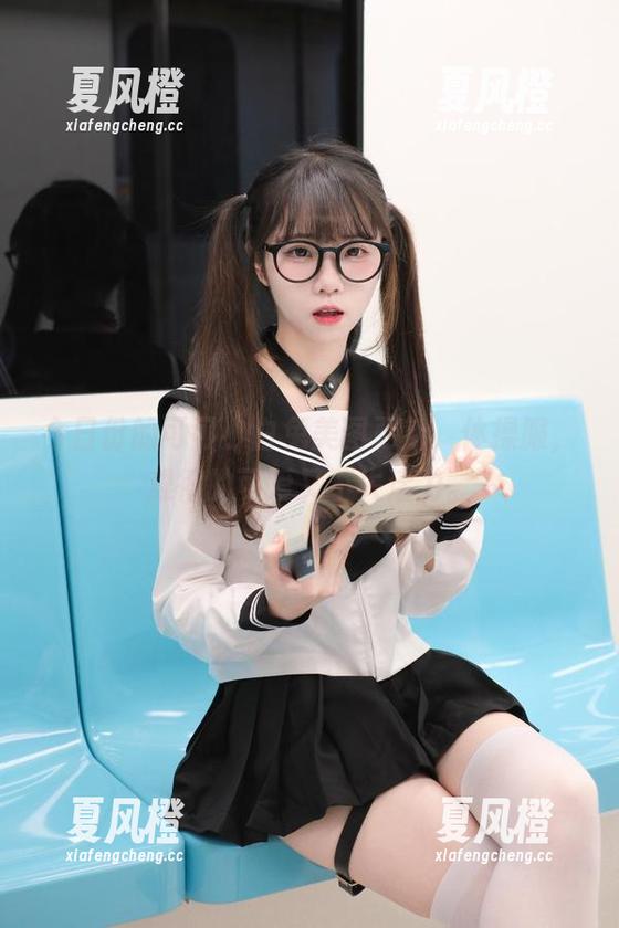可可小白兔 今日份的可可小白兔美图更新,体操服,难得的可爱又不失活力。