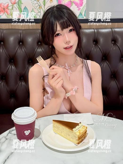 咬一口兔娘 万圣节?咬一口兔娘的私拍让我联想到了派对的狂欢和泡沫?