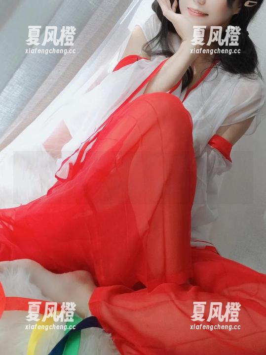 小仓千代w 看小仓千代w穿全套和服,原图和实物比起来,这角度也太…