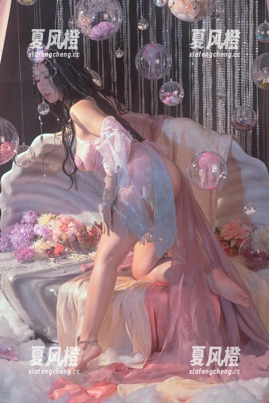 岛田云溪 意外打开网盘,发现岛田云溪的日系百合合集,嗯…好像不只是一种欣赏!