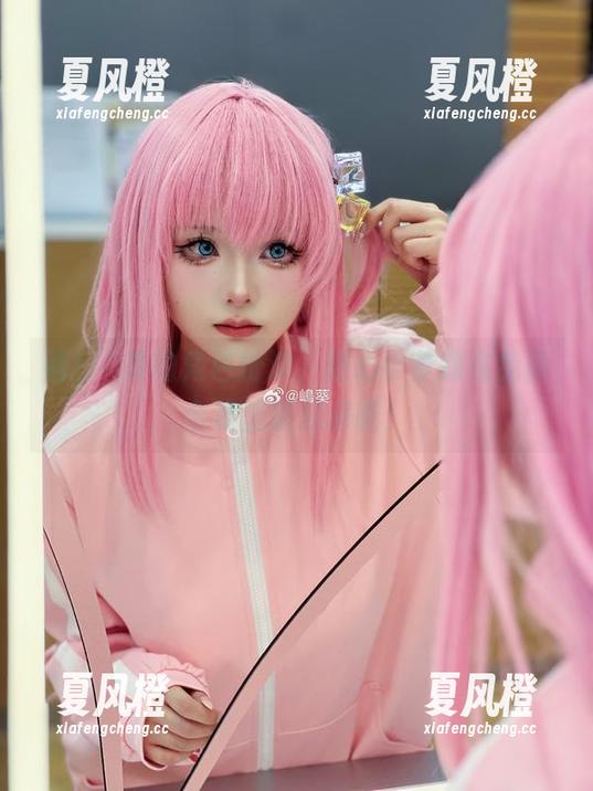 嶋葵 看!嶋葵的角色扮演,甜心小萝莉在免费合集里跳起来啦!