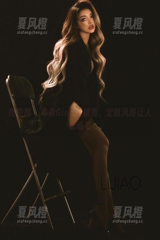 微密圈 - 希希Gina短裙秀，定制风格让人想偷看