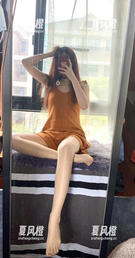 提袜少女 微密圈 - 提袜少女的私房特辑,女神的美图让人忍俊不禁