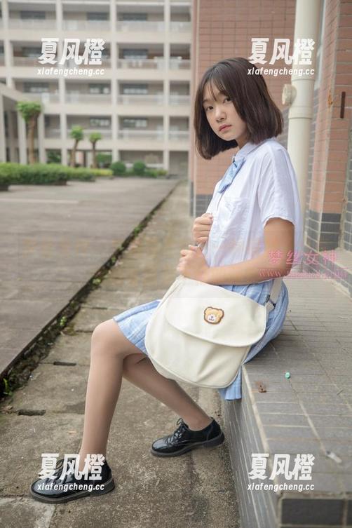 梦丝女神 - 学后灵灵的另一种模样，分享她的套图是不行的吗？