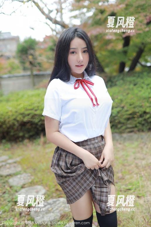 模范学院-SiByl李思宁 模范学院 - SiByl李思宁的毛衣合集:无圣光,只剩你我之间的小暧昧。