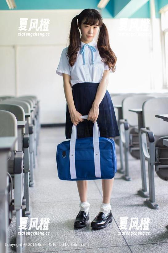 波萝社-许诺Sabrina 波萝社 - 许诺Sabrina旅拍马尔代夫总结:出门你得带两样东西,自拍杆和奶茶!