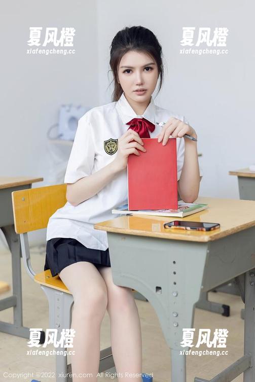 秀人网-拍黄瓜girl 秀人网 - 拍黄瓜girl剧场:浴室里的美图秀场,资源分享也要有趣