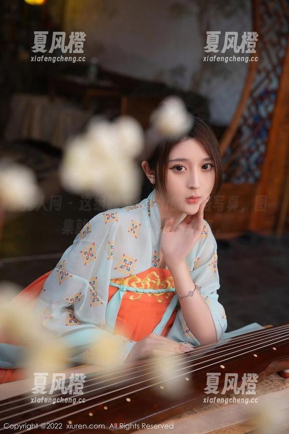 秀人网-晚苏susu 秀人网 - 这组晚苏susu的御姐写真,图集就是要把你撩得没脾气。