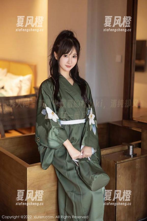 秀人网-杜viki 秀人网 - 美图中藏着的杜viki,清纯却又自有一番风味