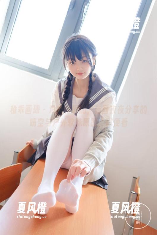 稚乖画册-赤西夜夜 稚乖画册 - 没啥特别的,赤西夜夜分享的晴空与户外软妹原图,随便看
