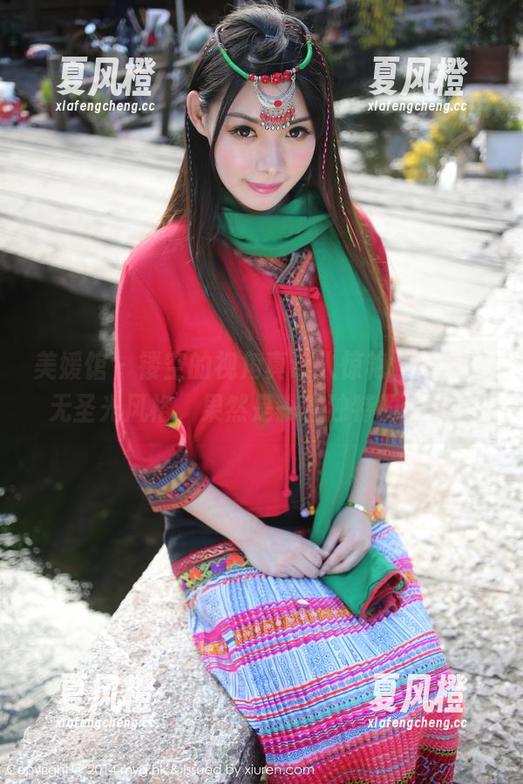 美媛馆-叶籽亿 美媛馆 - 镂空的视角真让人惊艳,叶籽亿无圣光风格,果然是一种独特的乐趣。
