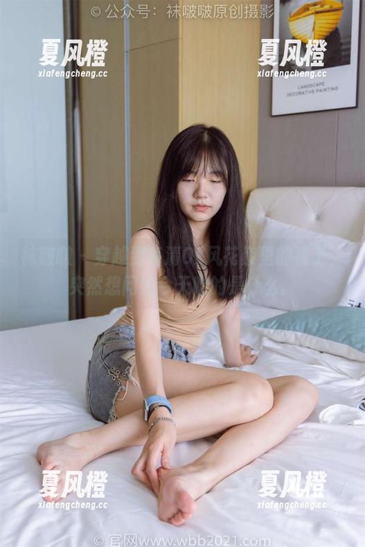 袜啵啵-稚予 袜啵啵 - 穿越到高清OL风花絮里的稚予,突然想问她今天吃的是什么。