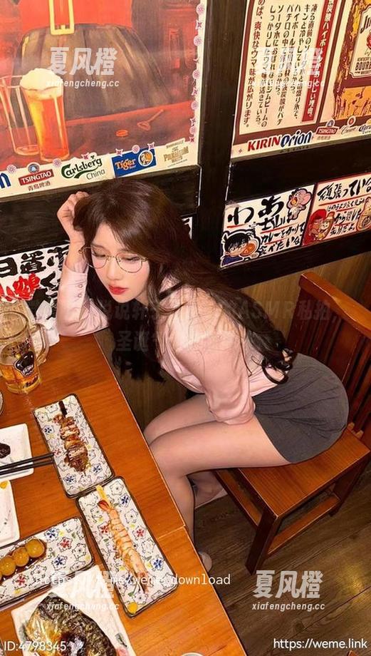 轩子巨二兔 微密圈 - 说说轩子巨二兔的ASMR私拍,圣诞气氛扑面而来