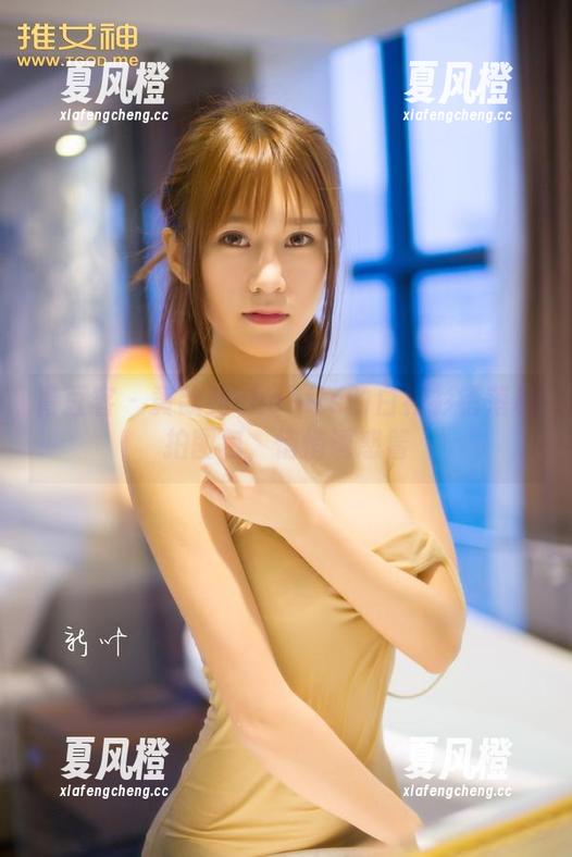 青豆客-黄歆苑chobits 青豆客 - 黄歆苑chobits的白衬衫错落私拍图包,悄悄诱惑着